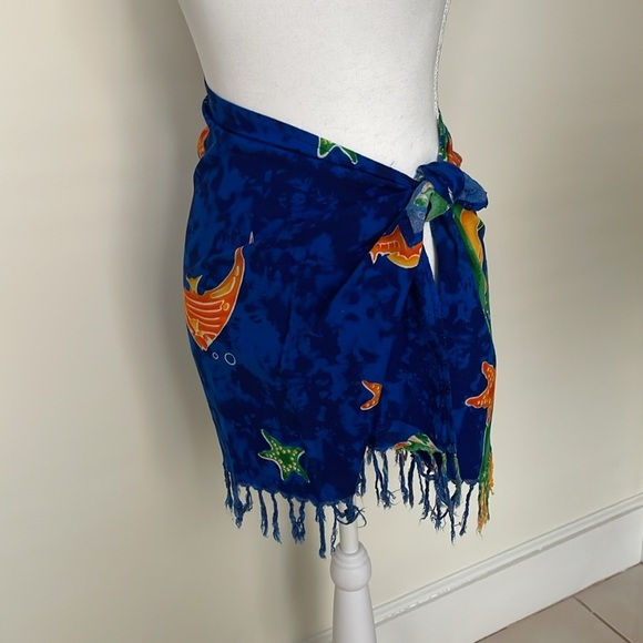 Beachy Themed Sarong - Picture 1 of 6